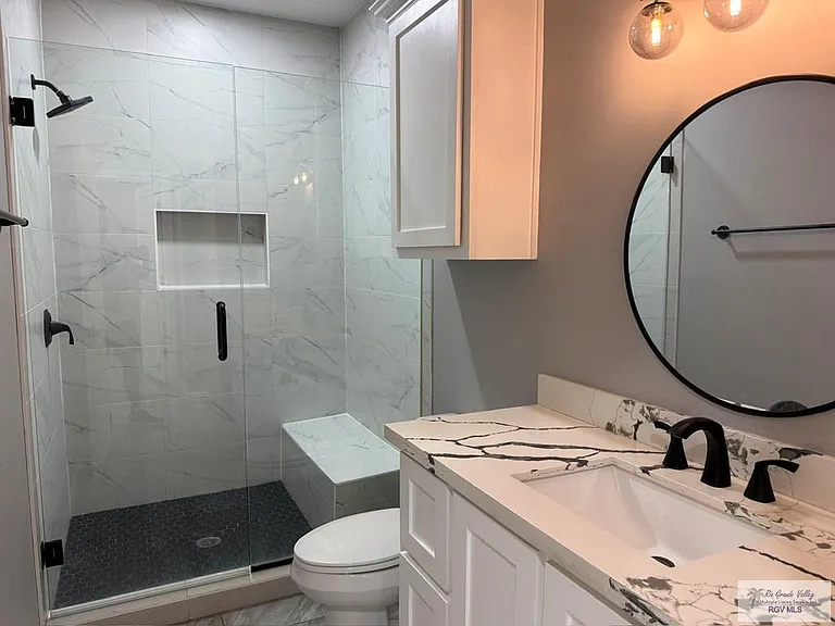 9388 N Queen Palm — Photo 18