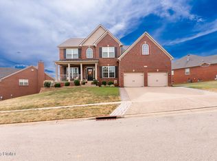 18329 Standwick Dr, Louisville, KY 40245
