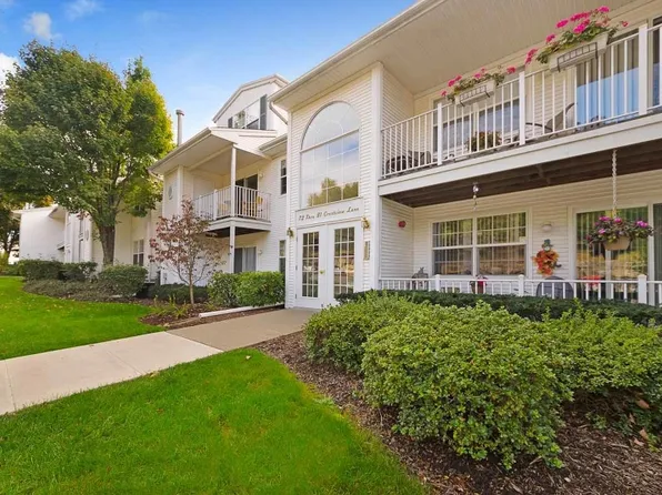 72 Crestview Ln #1917, Mount Arlington, NJ 07856