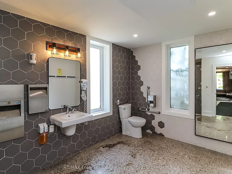 12 Beausoleil Ln #107 — Photo 40
