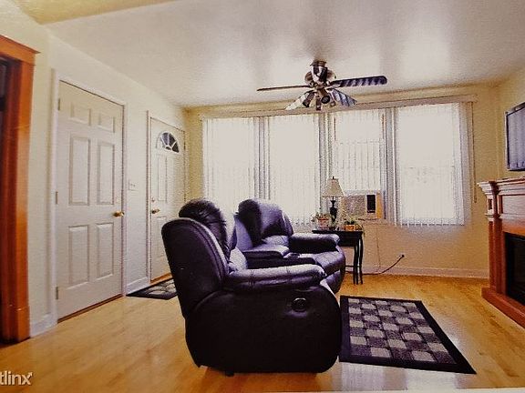 5th image of 5253 N Melvina Ave