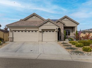 2156 Falcon Dr, Folsom, CA 95630