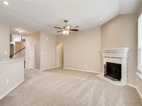 4th image of 1345 Constance Dr