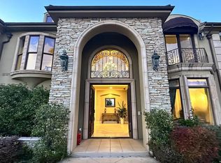 325 N Terrace View Dr, Monrovia, CA 91016