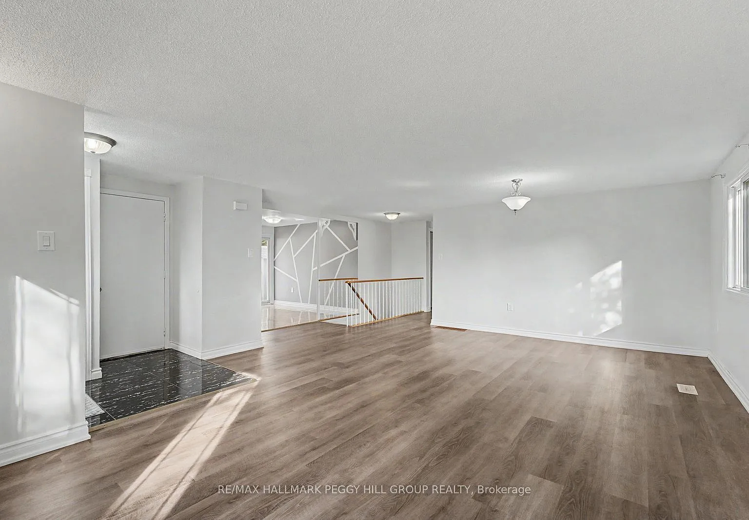 6 bed, $3,360 — Photo 2