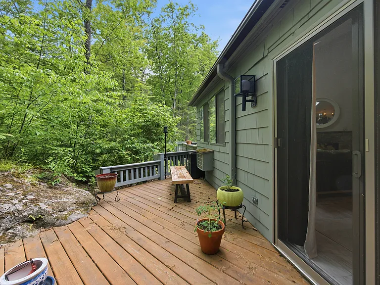 213 Ledge Dr — Photo 16