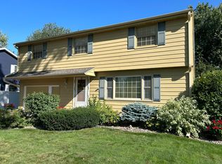 2417 23rd St NW, Rochester, MN 55901