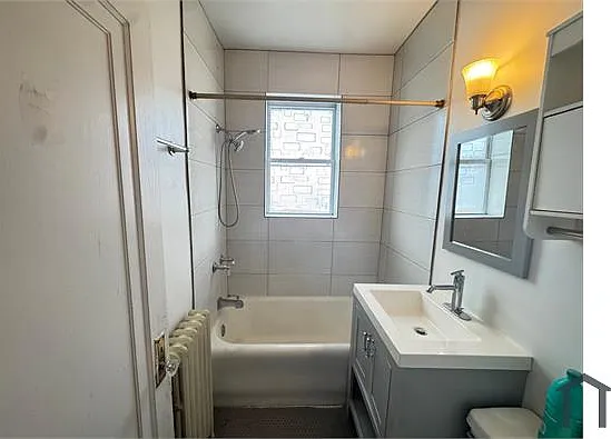 2704 N Laramie Ave #3 — Photo 5