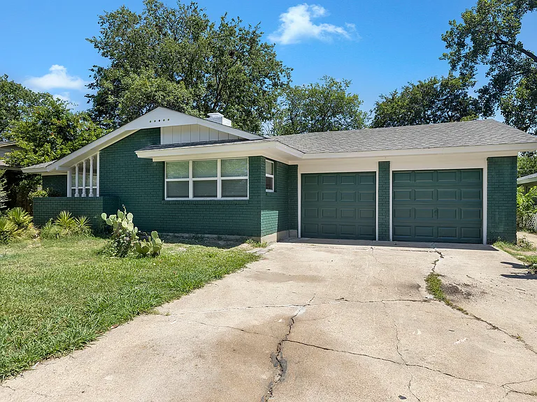 7508 Deaver Dr — Photo 27