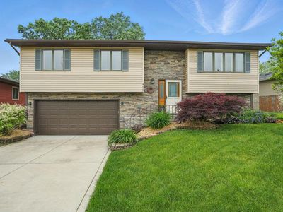 455 Northgate Dr, Crown Point, IN, 46307