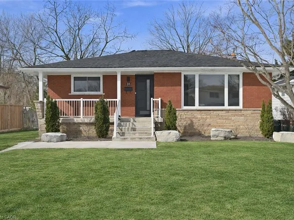 26 Geneva Dr, Hamilton, ON L9C 3Z5