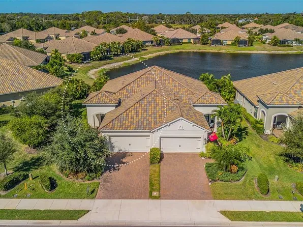 1282 Backspin Dr, Englewood, FL 34223