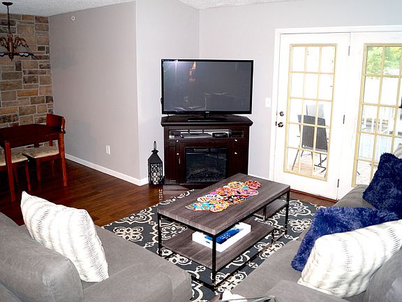 5th image of 3410 Country Stone Manor Dr APT D