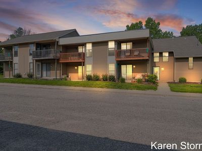 11345 40th Ave #7, Allendale, MI, 49401