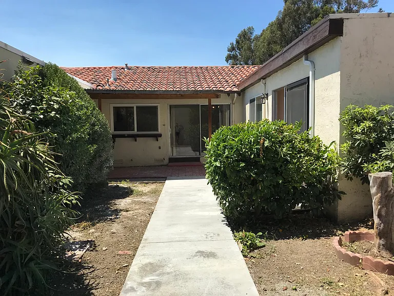 4846 Los Arboles Pl — Photo 16