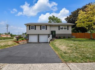 3675 Klibreck Dr, Columbus, OH 43228