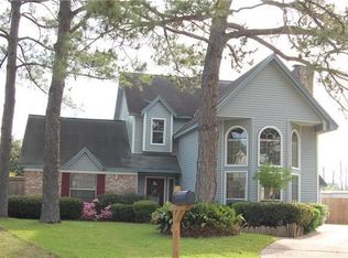 12006 Barrycliff Ct, Houston, TX 77070