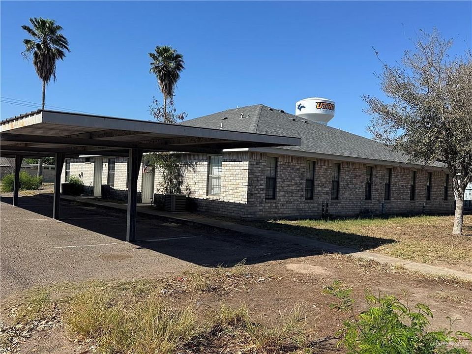 2nd image of 1816 Jason Ave