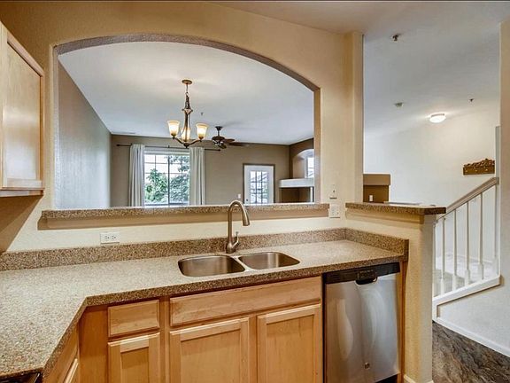 5th image of 5255 Memphis St Unit 1016