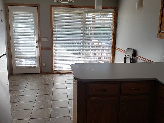 Tile flooring