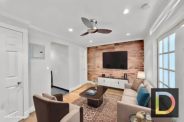 Rented by DALLAL | media 7