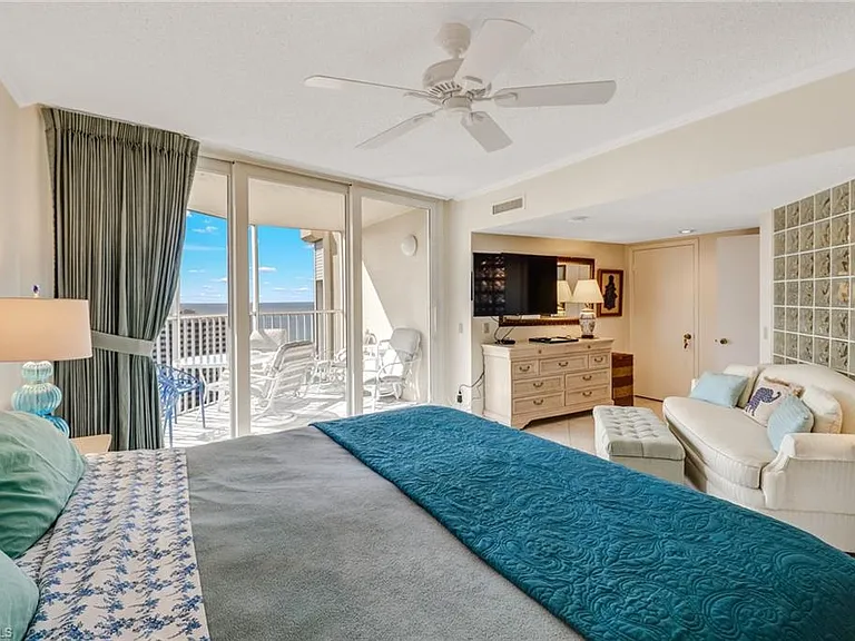 4041 Gulf Shore Blvd N #4 — Photo 29