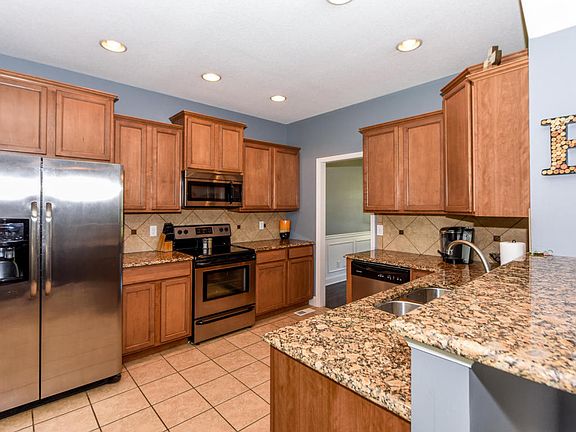 4th image of 2611 Brantley Park Blvd