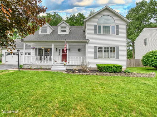 7 Barrington Court, Niskayuna, NY 12309