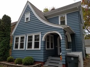 417 Bailey St, East Lansing, MI