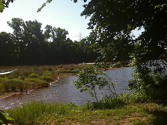 3rd image of 3022 River View Ct