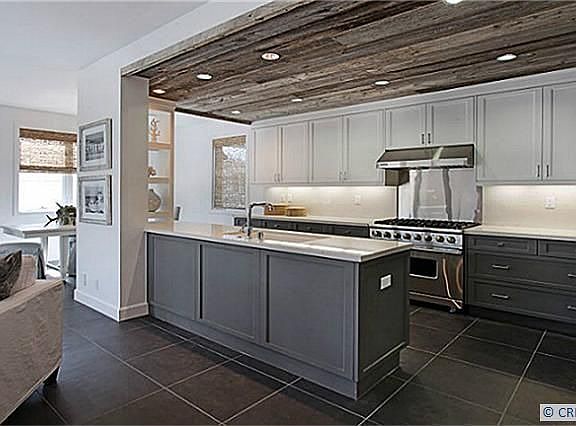 5th image of 320 1/2 Larkspur Ave