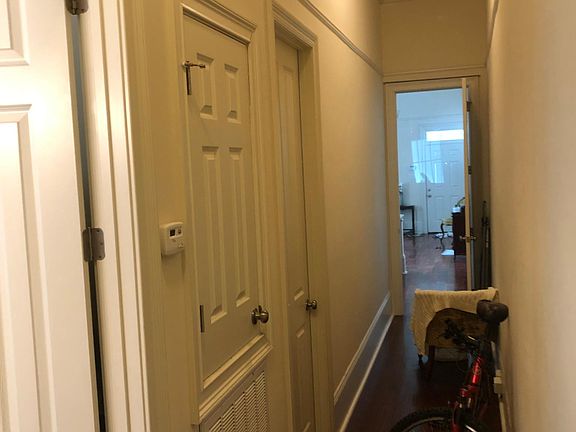 4th image of 8000 Hampson St