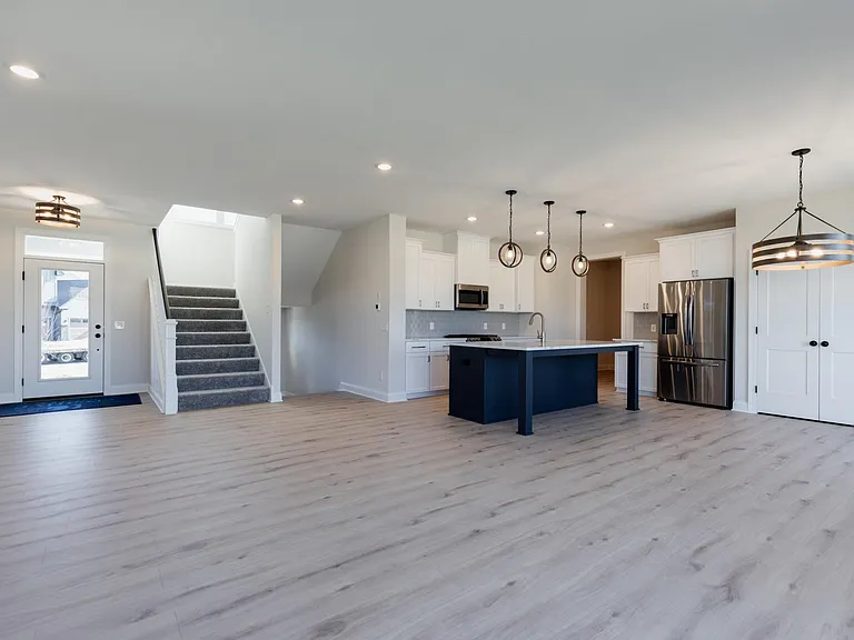 10268 Arrowwood Path — Photo 8