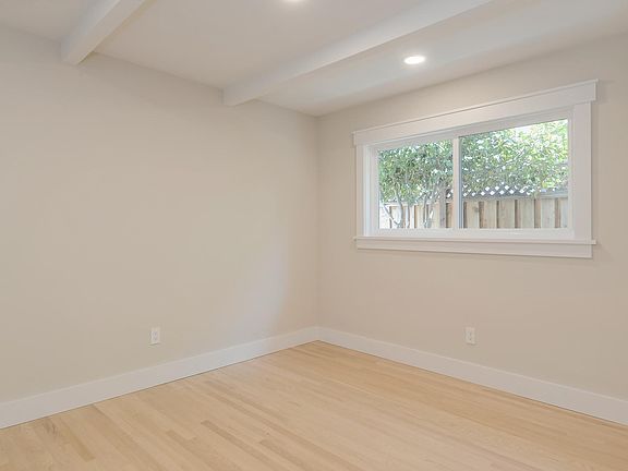 3rd image of 107 Seale Ave