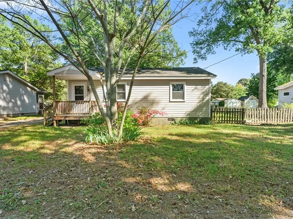 92 Cherry Dr, Hudgins, VA 23076