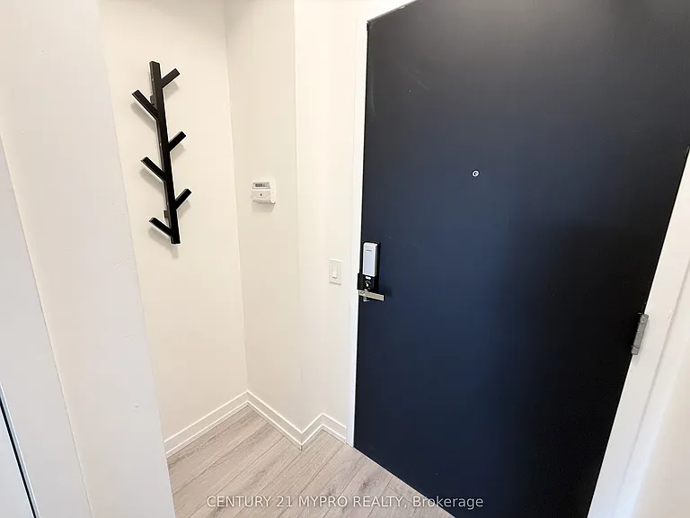 77 Shuter St #2313 — Photo 13