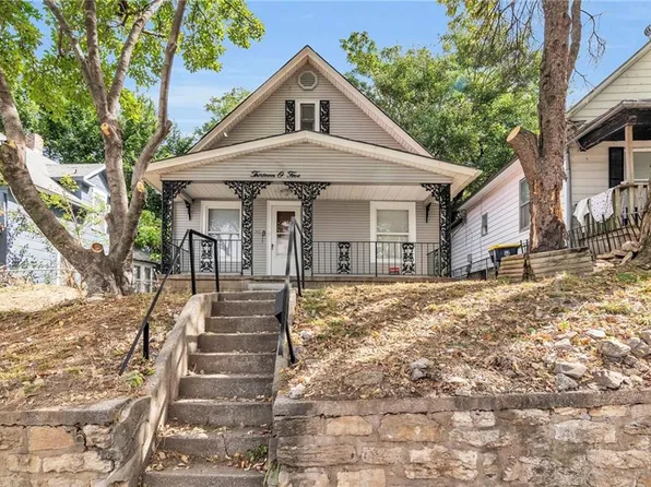 1305 Oakley Ave, Kansas City, MO 64127
