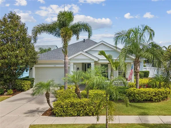 525 Manns Harbor Dr, Apollo Beach, FL 33572