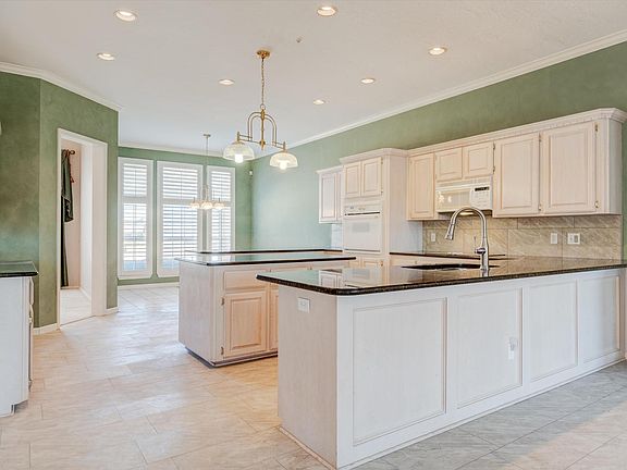 5th image of 12909 Preston Hills Dr