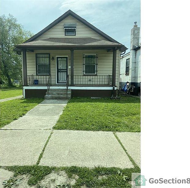1st image of 4736 Wren Ave