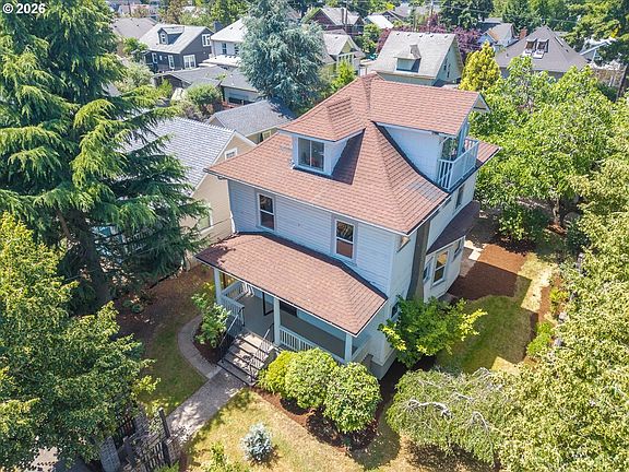 4th image of 5731 NE 10th Ave