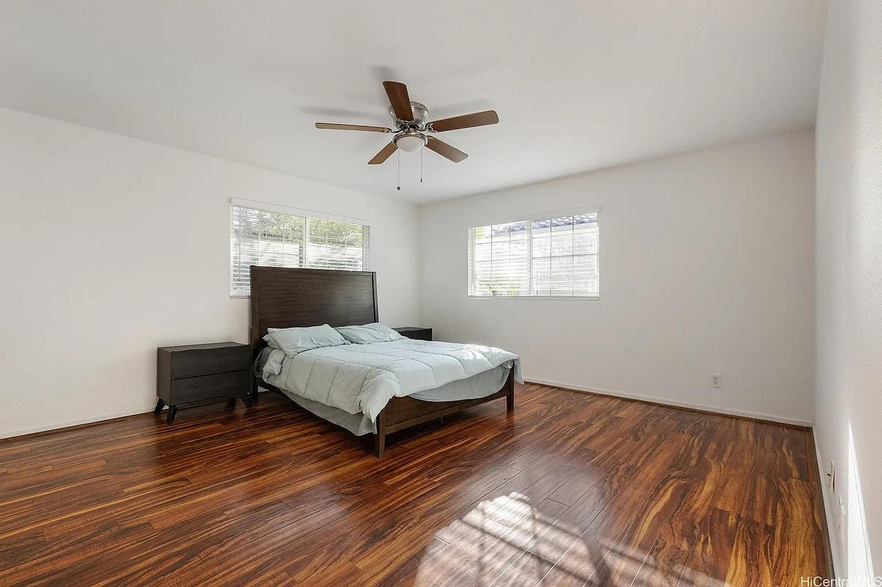 3 bed, 1500 sqft, $4,100 — Photo 4
