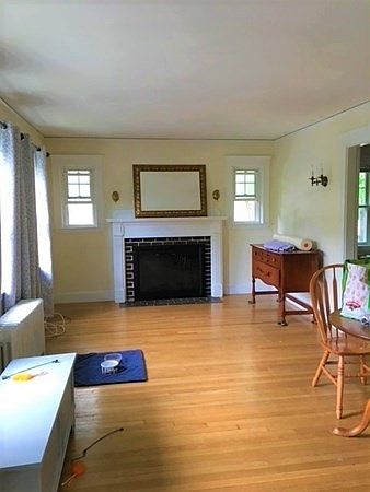 1st image of 190 Norfolk St #2