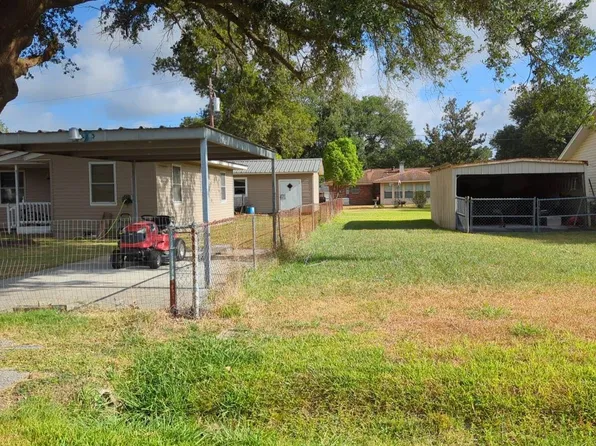 3012 Hogg St, Orange, TX 77630