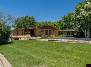911 Warren St, Mankato, MN 56001
