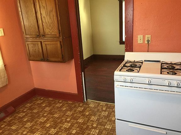 2nd image of 1257 Rose Ave