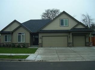 442 Gerald Ave, Eugene, OR 97404