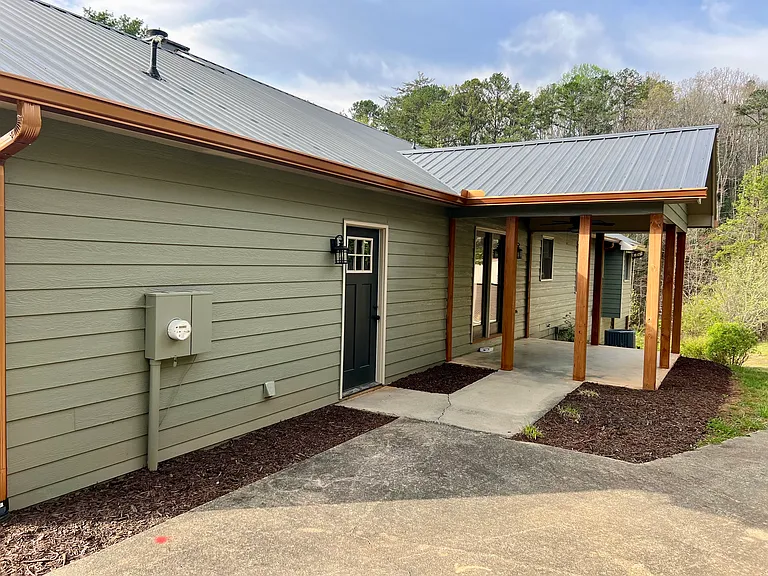 951 Elrod Rd — Photo 5