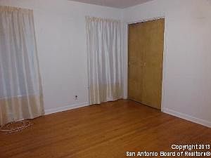 3rd image of 1318 Oblate Dr