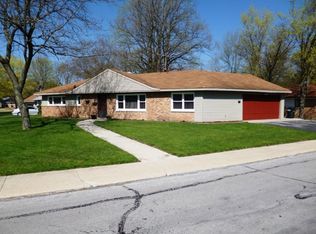 438 Neosho St, Park Forest, IL